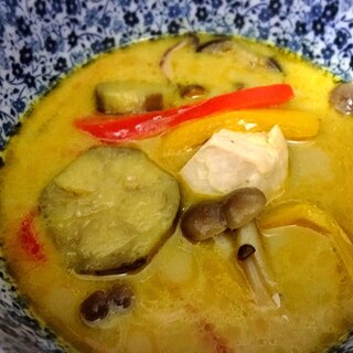 鶏むね肉のタイグリーンカレー